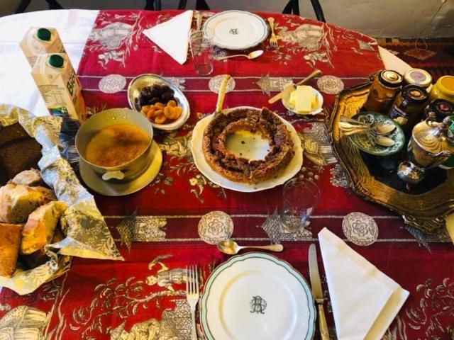 Maison d'hôtes les volets verts et sa brocante Ecueille Extérieur photo