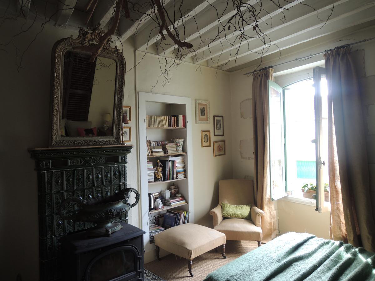 Maison d'hôtes les volets verts et sa brocante Ecueille Extérieur photo